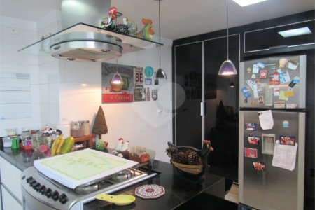 Apartamento à venda com 4 quartos, sendo 3 suítes, em Jardim Londrina, São Paulo, SP