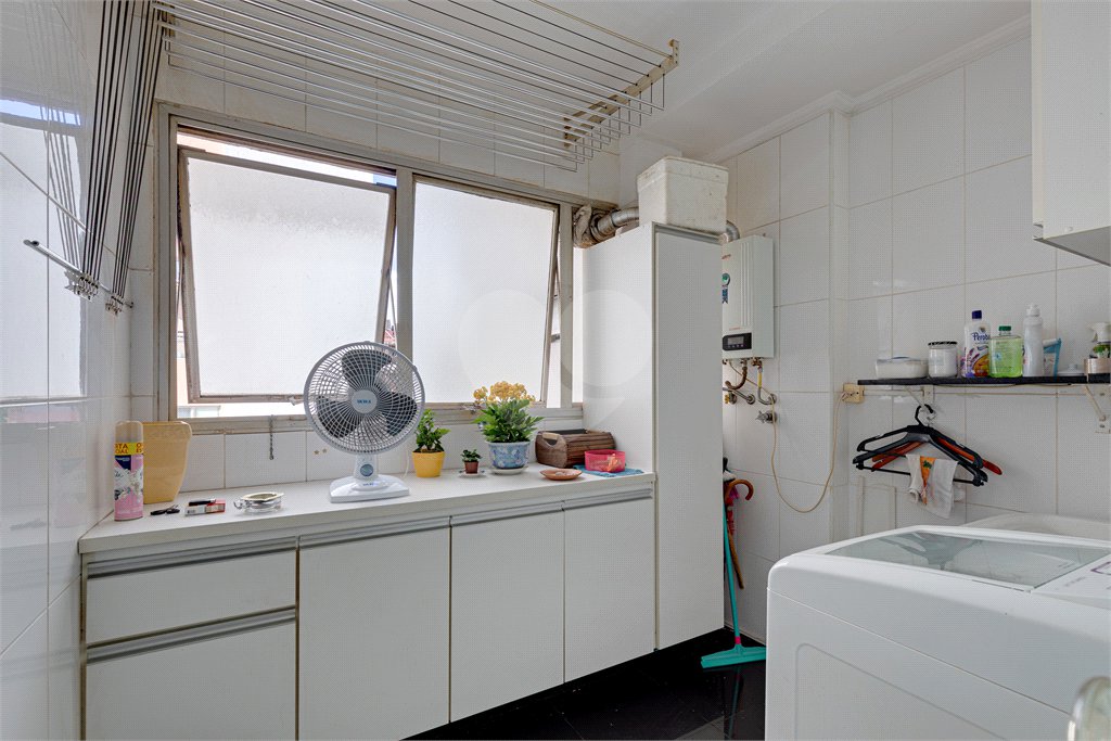 Apartamento à venda com 2 quartos, sendo 1 suíte, em Alto da Boa Vista, São Paulo, SP