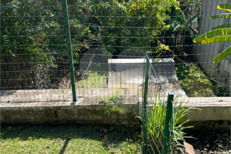 Terreno à venda no condomínio Jardim Vitória Régia, São Paulo - SP