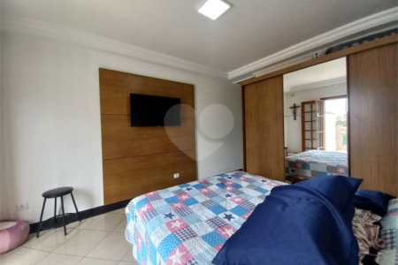 Sobrado à venda com 3 quartos, sendo 1 suíte, em Vila Lúcia, São Paulo, SP