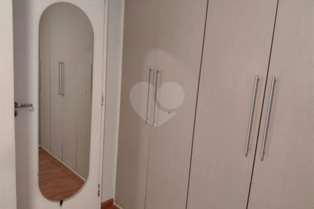 Apartamento à venda com 3 quartos, sendo 1 suíte, em Lapa, São Paulo, SP