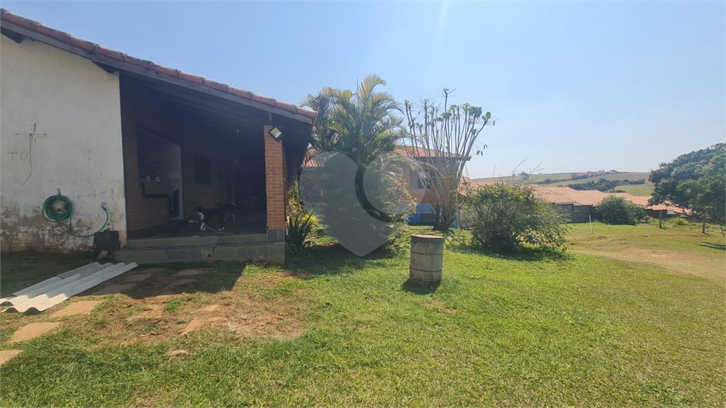 Chácara à venda com 3 quartos, sendo 1 suíte, em Vila Reis, Itapetininga, SP