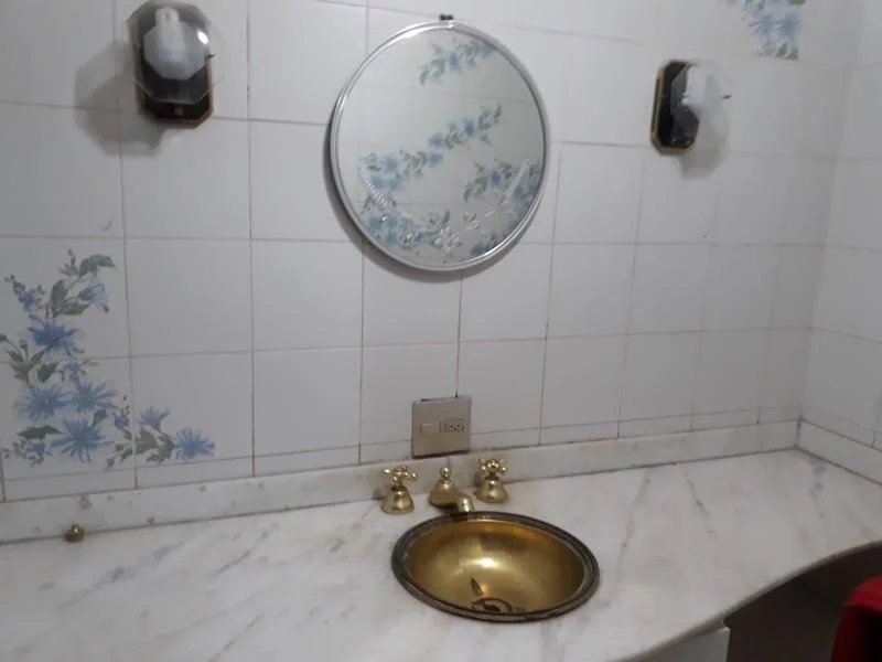 Sobrado à venda com 4 quartos em Brooklin Paulista, São Paulo, SP