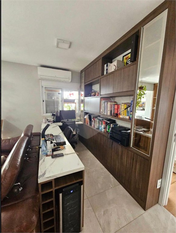 Apartamento à venda com 3 quartos, sendo 2 suítes, em Vila Anastácio, São Paulo, SP