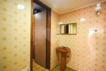 Casa Térrea à venda com 2 quartos, sendo 1 suíte,  em Vila Morse, São Paulo, SP
