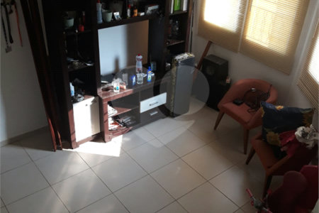 Casa à venda com 3 quartos, sendo 1 suíte, em Vila Capuava, Valinhos, SP