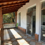 Casa à venda com 3 quartos, sendo 2 suítes, no condomínio Sausalito, Mairiporã - SP