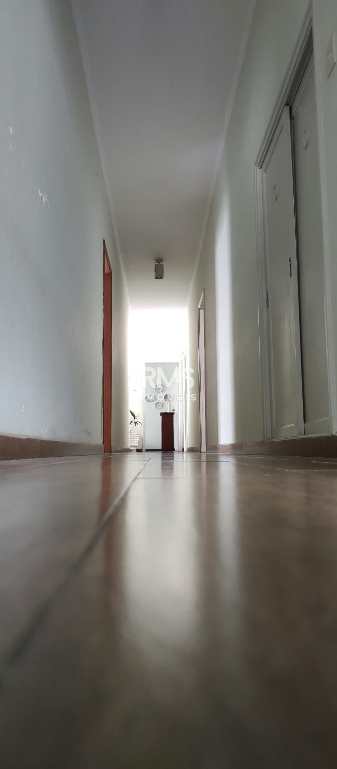 Casa à venda com 4 quartos, sendo 2 suítes,  no Centro, Itu, SP
