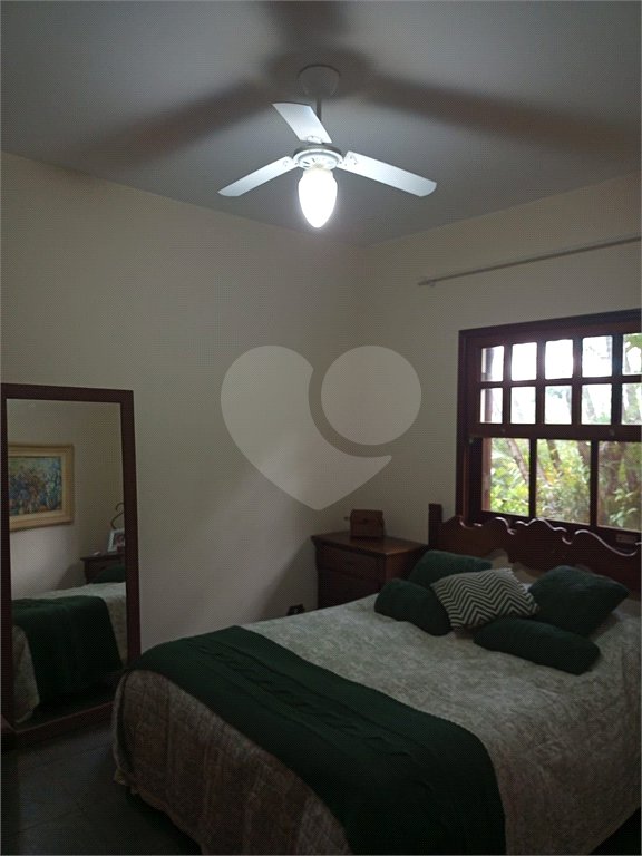 Casa à venda com 3 quartos, sendo 1 suíte, no condomínio Vale da Santa Fé, Vinhedo - SP