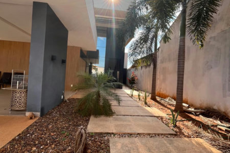 Casa à venda ou para alugar com 4 quartos, sendo 2 suítes,  em Santa Terezinha, Três Lagoas, MS