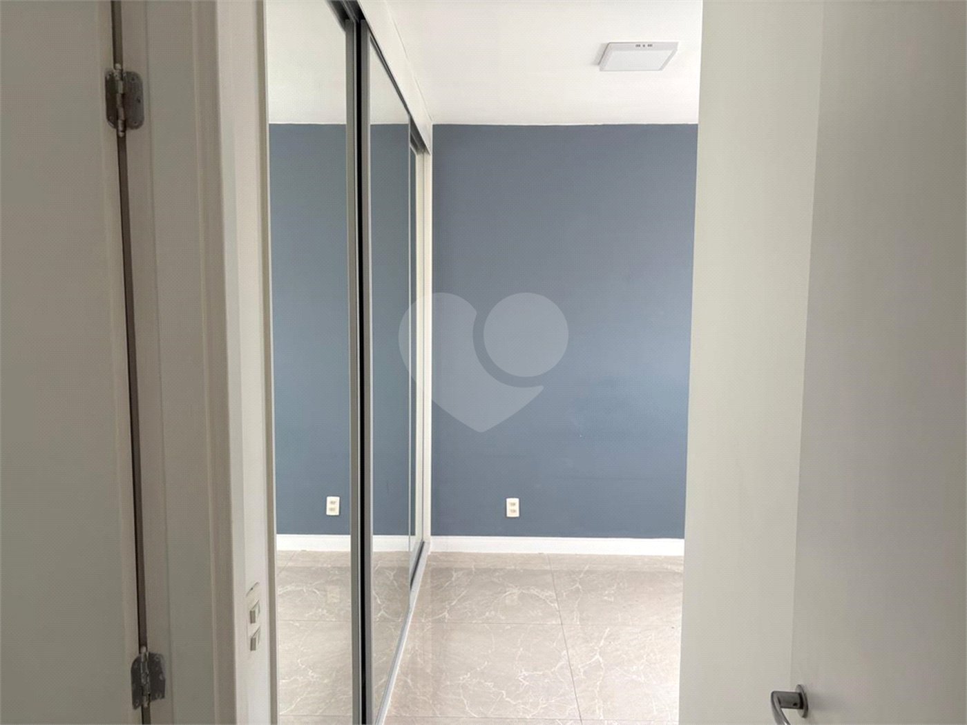 Apartamento à venda com 2 quartos, sendo 1 suíte, em Santo Amaro, São Paulo, SP