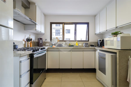 Apartamento à venda com 4 quartos, sendo 2 suítes, em Moema, São Paulo, SP