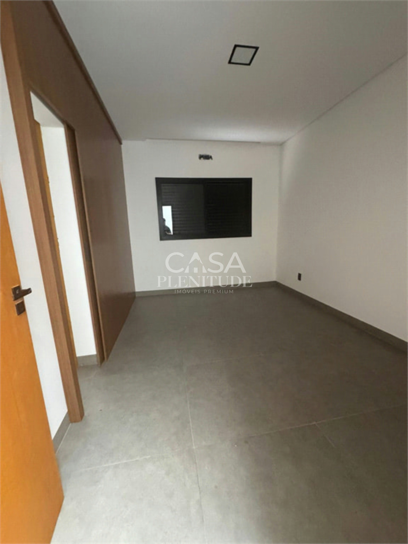 Terreno em condomínio à venda com 3 quartos, sendo 1 suíte, em Wanel Ville, Sorocaba, SP
