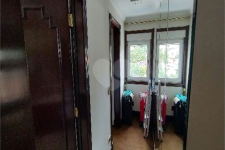 Casa à venda com 4 quartos, sendo 2 suítes,  em Pacaembu, São Paulo, SP