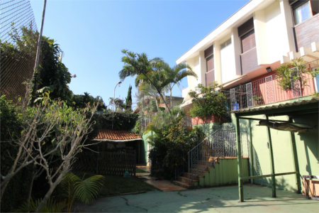 Casa à venda com 4 suítes em Jardim Leonor, São Paulo, SP