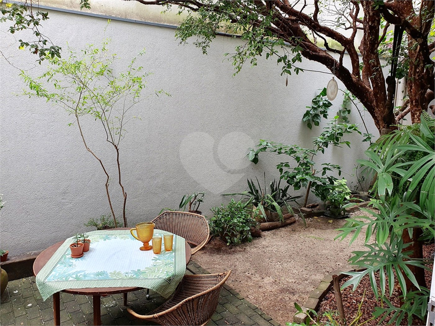 Casa à venda com 6 quartos, sendo 4 suítes, em Bosque da Saúde, São Paulo, SP