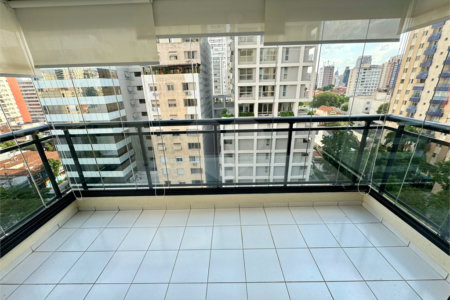Apartamento à venda com 4 quartos, sendo 2 suítes,  em Pinheiros, São Paulo, SP