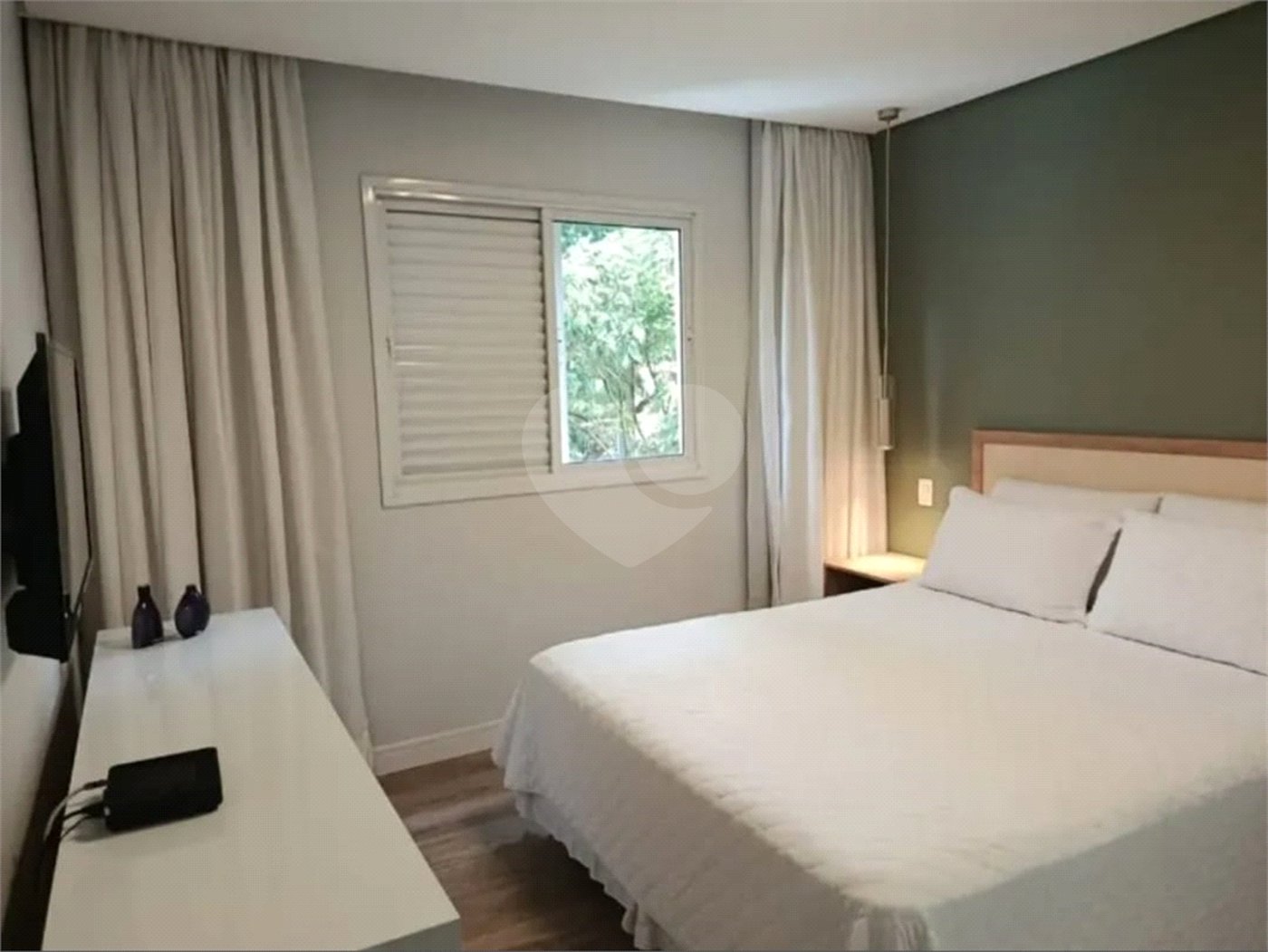 Apartamento à venda com 3 quartos, sendo 1 suíte, em Vila Gomes, São Paulo, SP