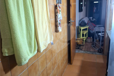 Sobrado à venda com 4 quartos em Água Fria, São Paulo, SP