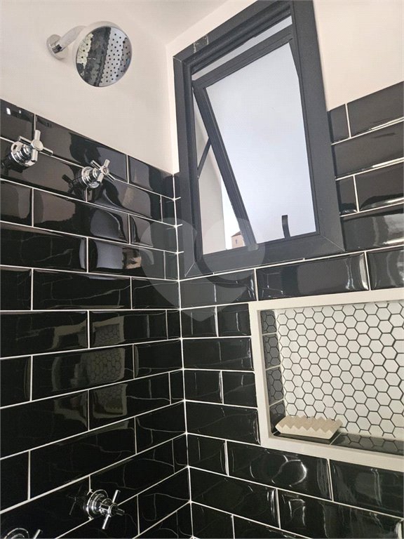 Apartamento à venda com 2 quartos, sendo 1 suíte,  em Pinheiros, São Paulo, SP