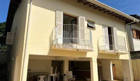 Casa à venda com 4 quartos, sendo 2 suítes, no Centro, Atibaia, SP