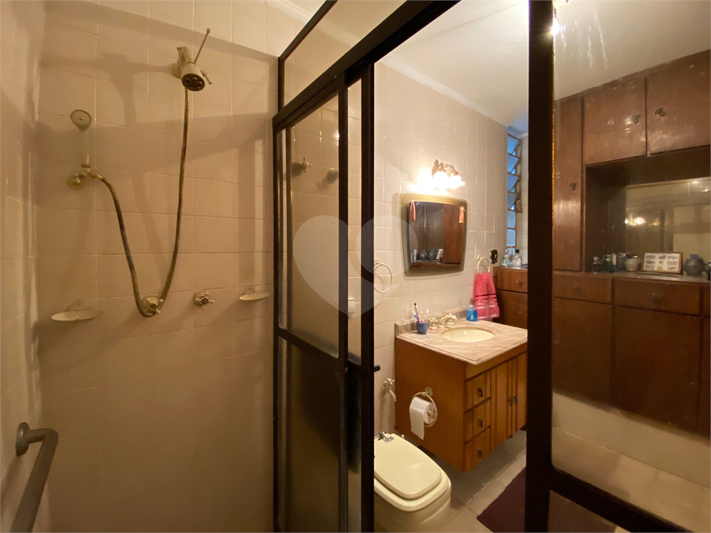 Apartamento à venda com 3 quartos, sendo 1 suíte, em Santa Cecília, São Paulo, SP