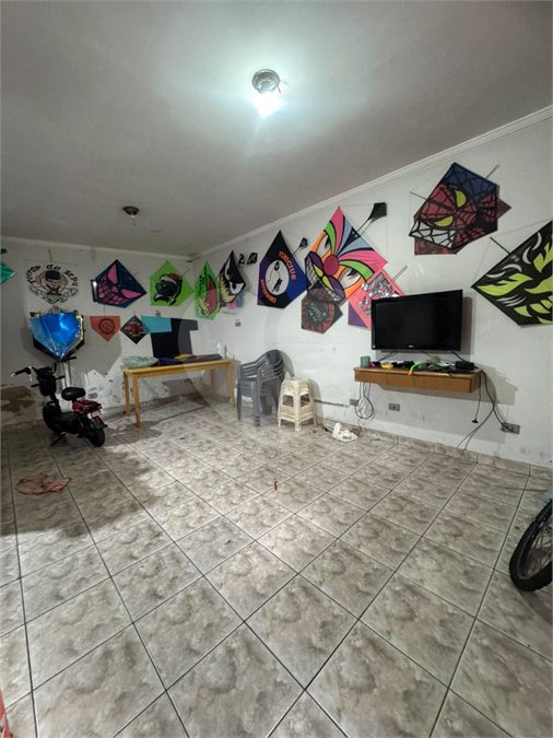 Casa à venda com 5 quartos em Vila Granada, São Paulo, SP