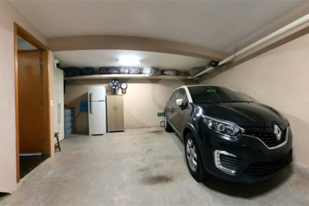 Casa à venda com 3 quartos, sendo 1 suíte, no condomínio Orquideas, São Paulo - SP
