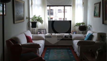 Apartamento à venda com 3 quartos, sendo 1 suíte,  em Pinheiros, São Paulo, SP
