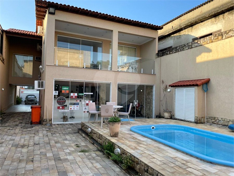 Casa à venda com 4 quartos, sendo 1 suíte, em Campo Grande, Rio de Janeiro, RJ