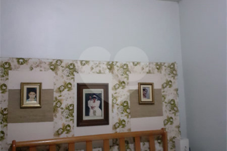 Casa à venda com 4 quartos, sendo 1 suíte, em Vila Gustavo, São Paulo, SP