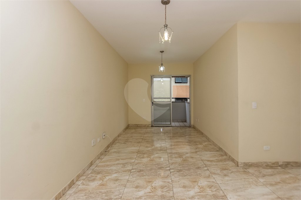 Apartamento à venda com 3 quartos, sendo 1 suíte, em Saúde, São Paulo, SP