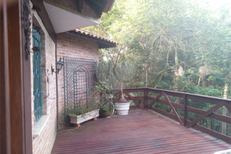 Chácara à venda com 7 quartos, sendo 3 suítes, em Saboó, São Roque, SP
