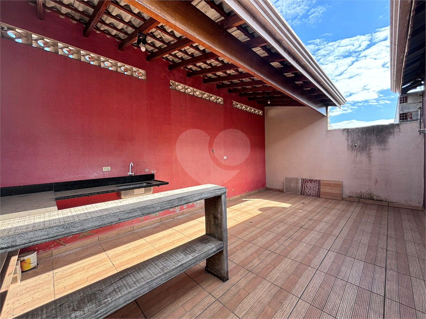 Casa à venda com 2 quartos, sendo 1 suíte, em Nova Cerejeira, Atibaia, SP