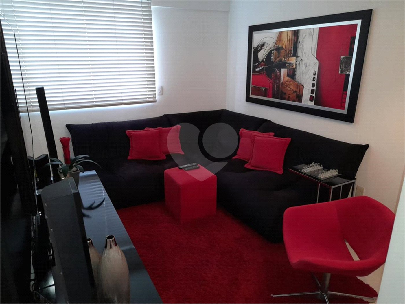 Apartamento à venda com 3 quartos, sendo 1 suíte,  no Centro, Mogi das Cruzes, SP
