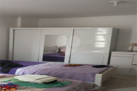 Casa à venda com 3 quartos, sendo 1 suíte,  em Lapa de Baixo, São Paulo, SP