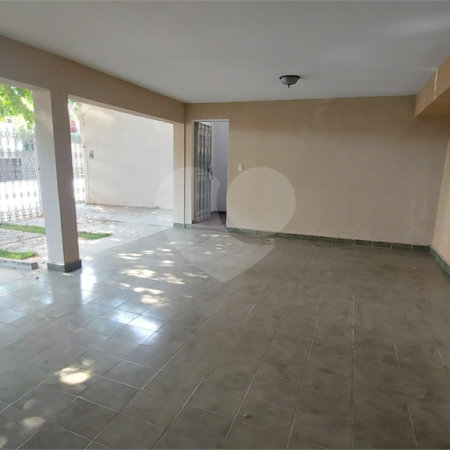 Casa à venda com 3 quartos, sendo 1 suíte, em Jardim Emília, Sorocaba, SP