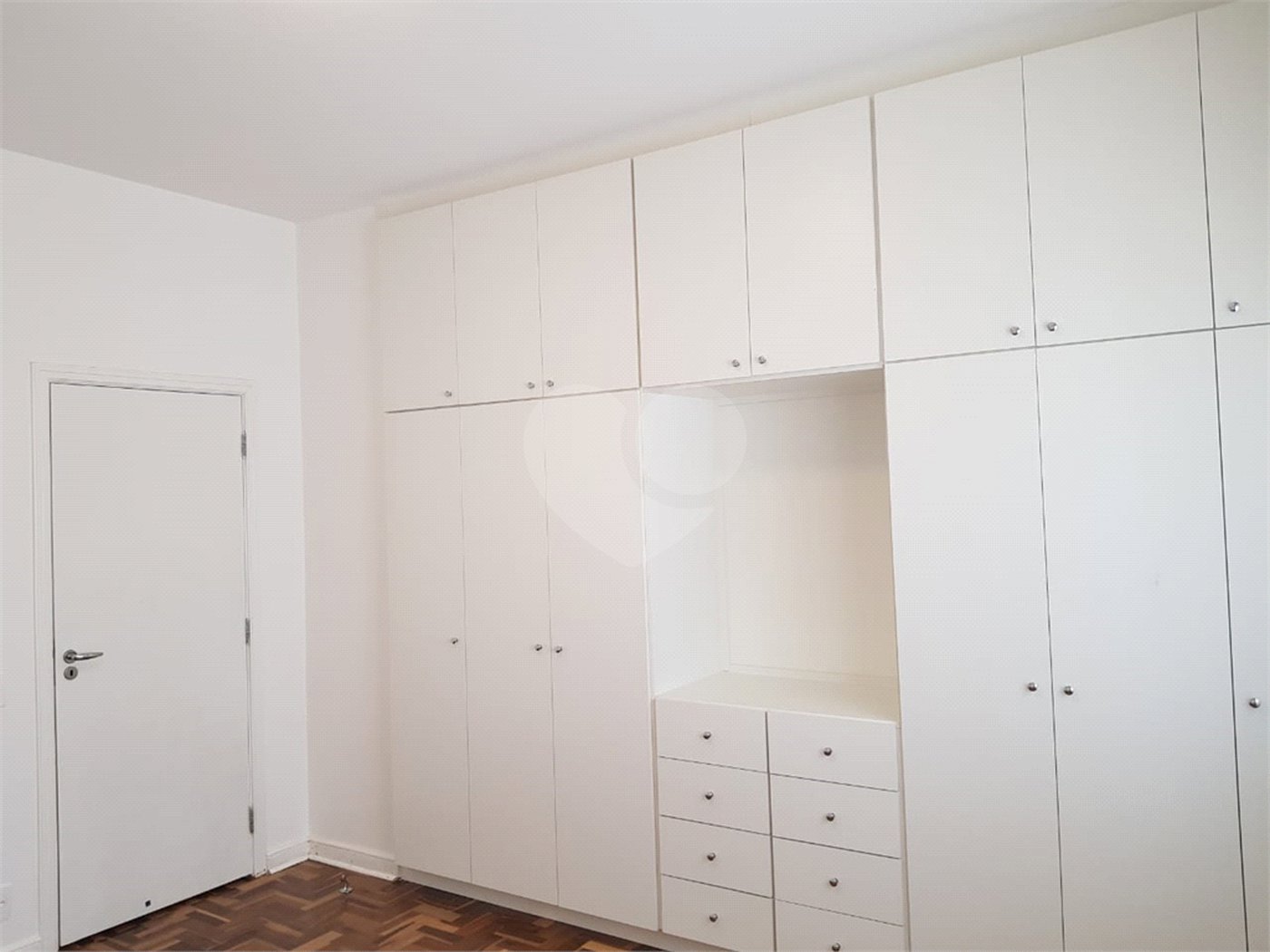 Apartamento à venda com 4 quartos, sendo 2 suítes, em Higienópolis, São Paulo, SP