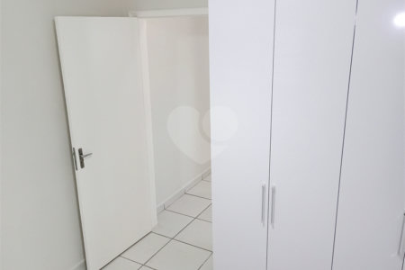 Apartamento à venda com 2 quartos, sendo 1 suíte, em Residencial Flórida, Ribeirão Preto, SP