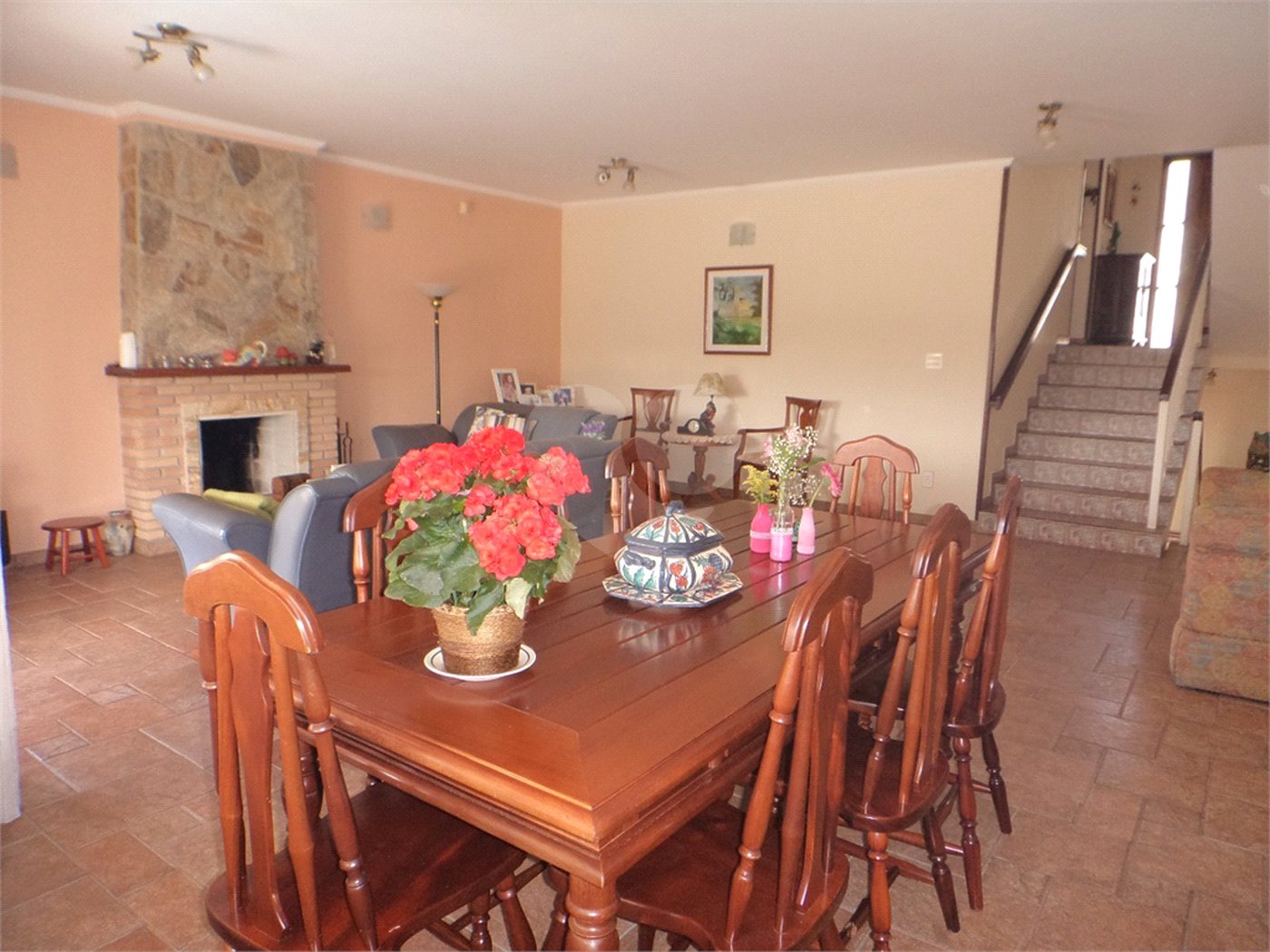 Casa à venda com 4 suítes em Nova Gardênia, Atibaia, SP