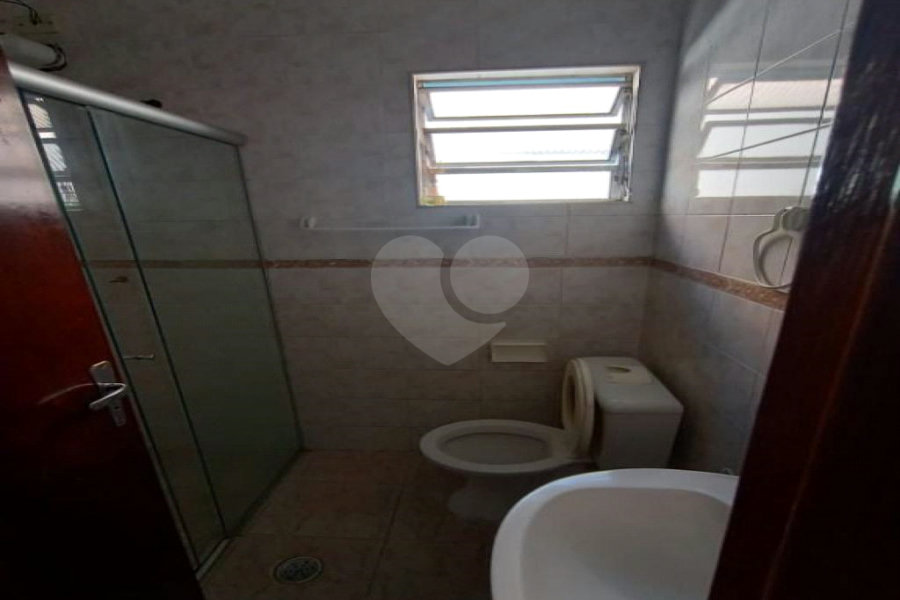 Casa à venda com 3 quartos, sendo 1 suíte, em Saúde, São Paulo, SP