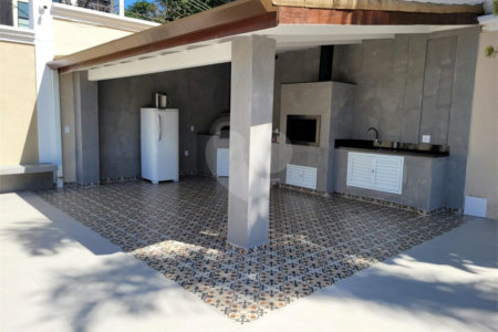 Casa à venda com 5 suítes em Paraisópolis, São Paulo, SP