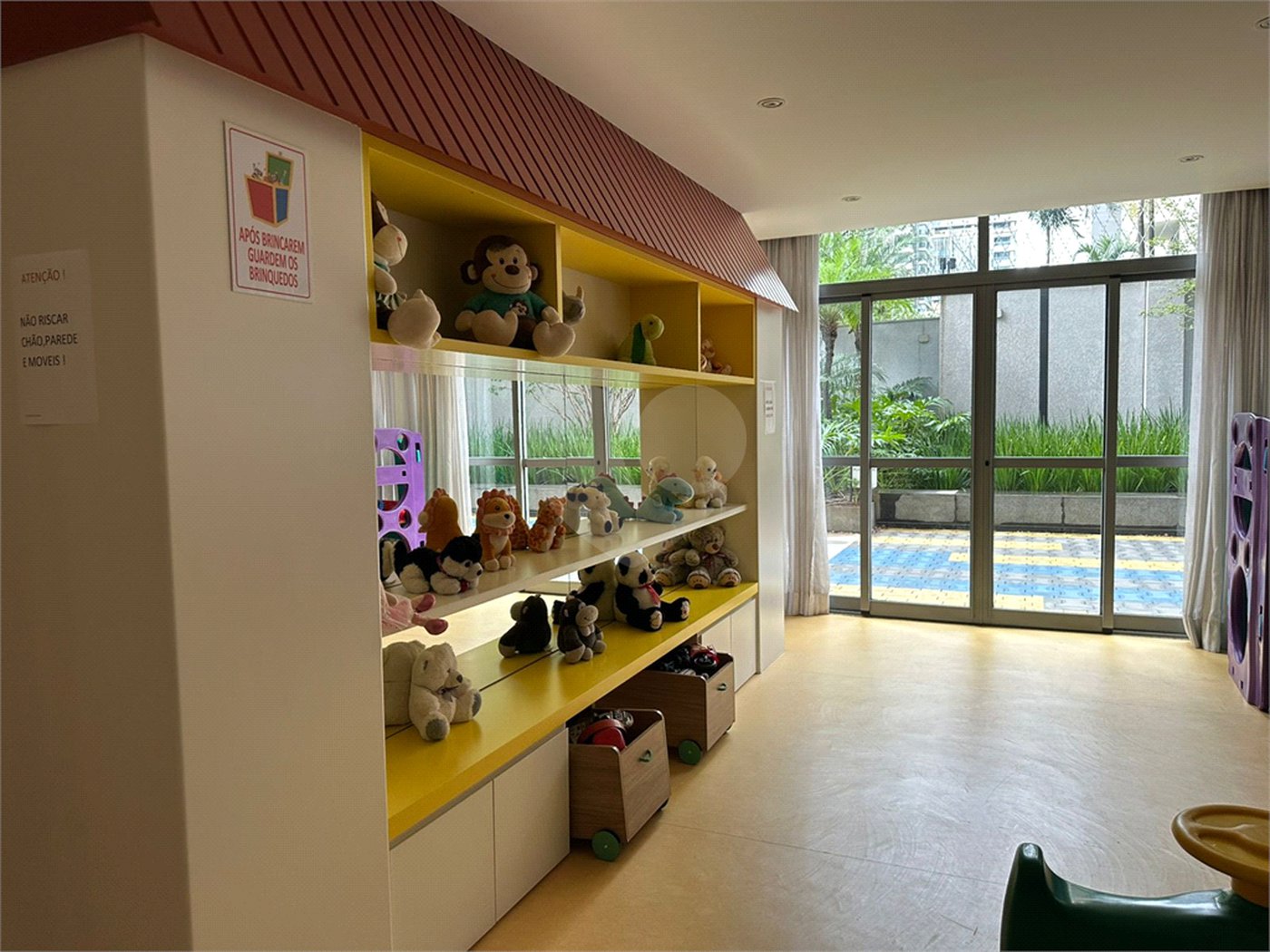 Apartamento à venda ou para alugar com 1 suíte em Pinheiros, São Paulo, SP