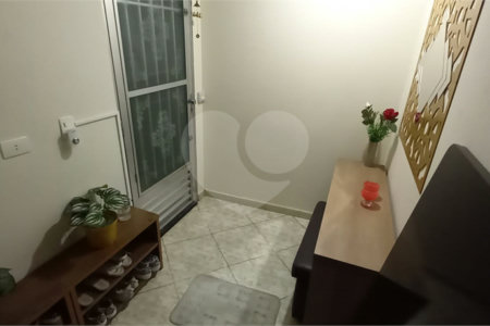 Casa à venda com 3 quartos em Jardim Santa Helena, Itaquaquecetuba, SP