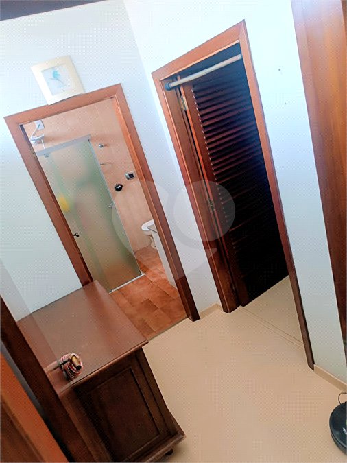 Casa à venda com 5 quartos, sendo 4 suítes, em Jardim Armênia, Mogi das Cruzes, SP