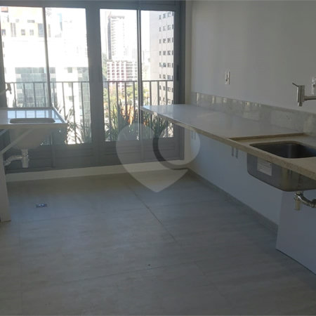 Apartamento à venda com 3 suítes em Consolação, São Paulo, SP