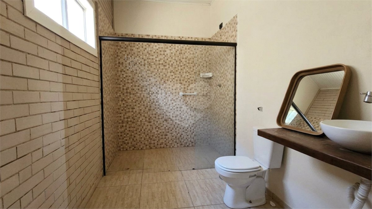 Chácara à venda com 3 suítes em Vila Xisto, São Miguel Arcanjo, SP