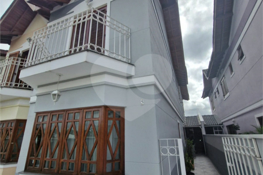 Casa à venda com 3 suítes no condomínio Residencial Jardim França, São Paulo - SP
