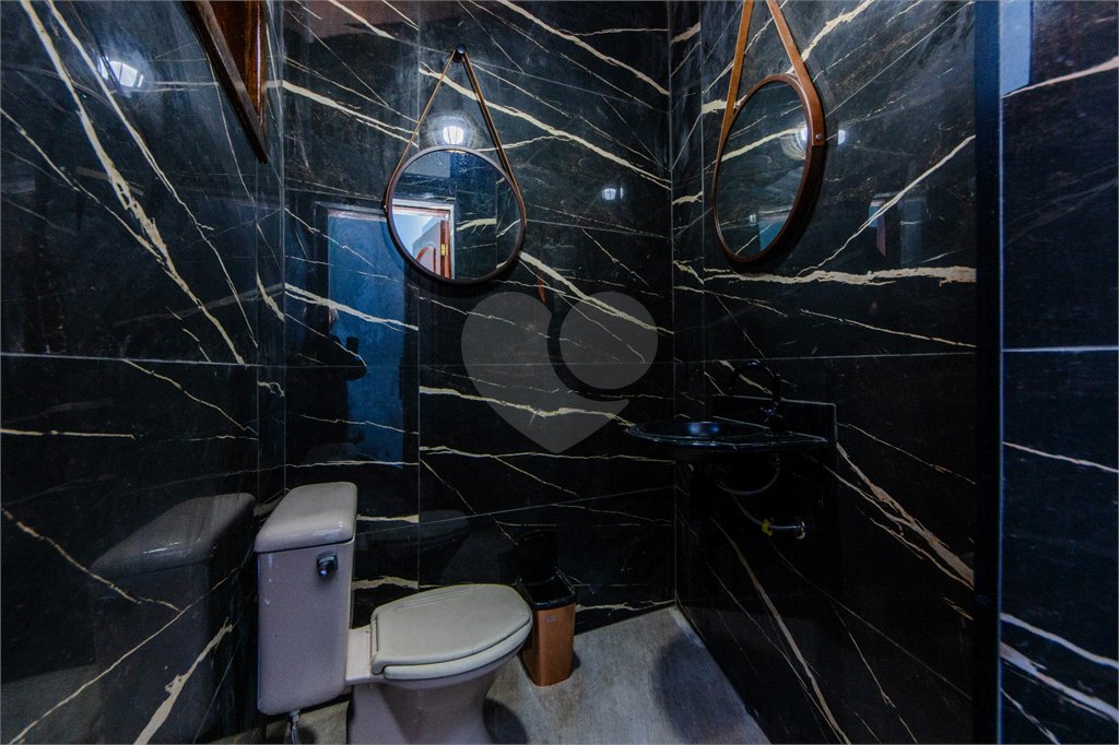 Casa à venda ou para alugar com 4 quartos, sendo 3 suítes,  no condomínio Da Serra, São Paulo - SP