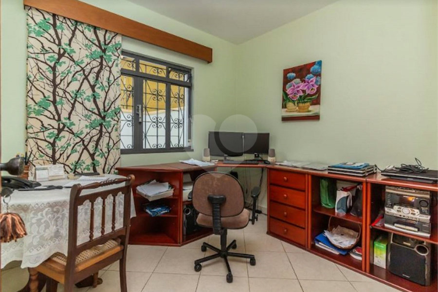 Casa à venda com 3 suítes em Horto, São Paulo, SP
